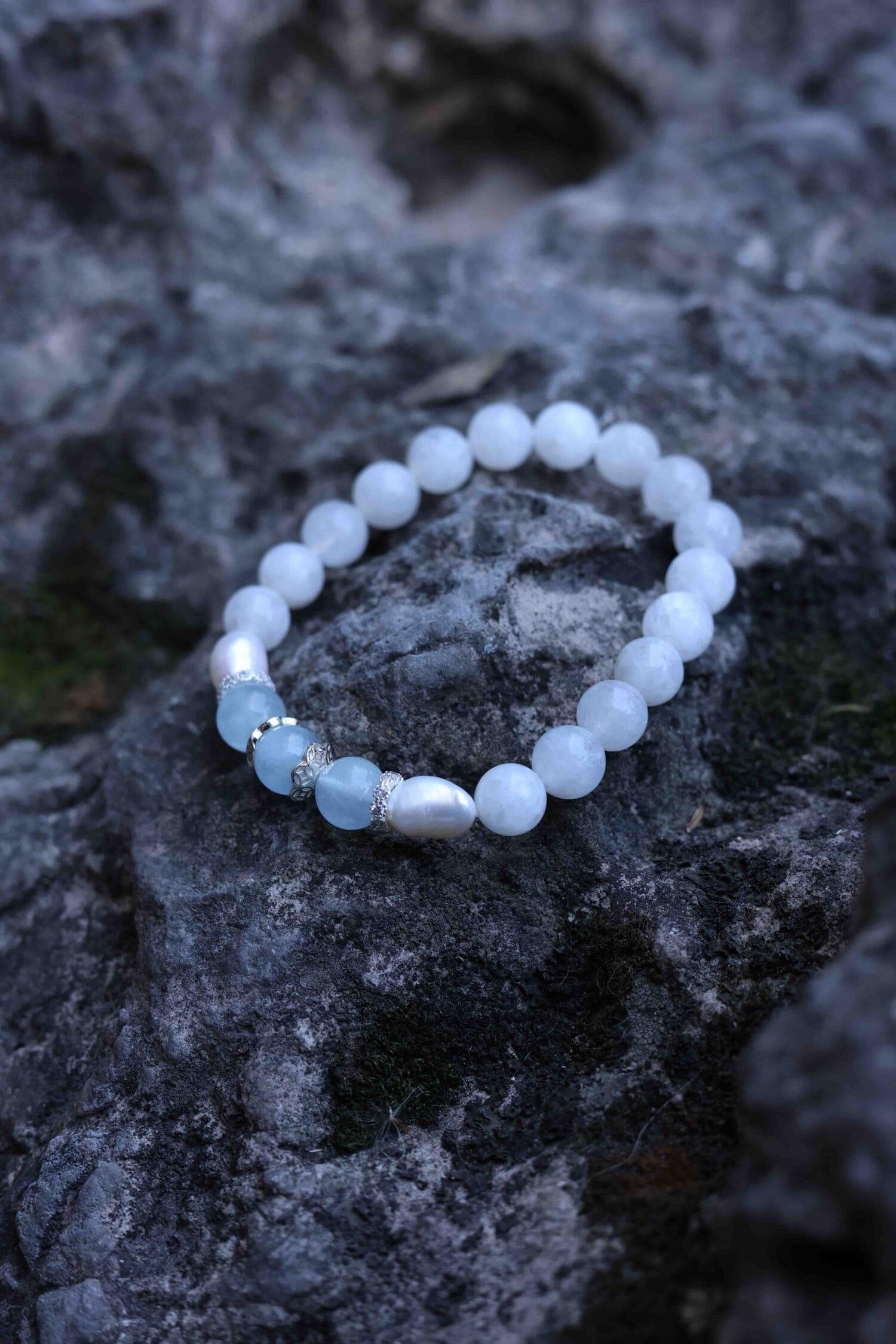 White Moonstone Bracelet(8mm)