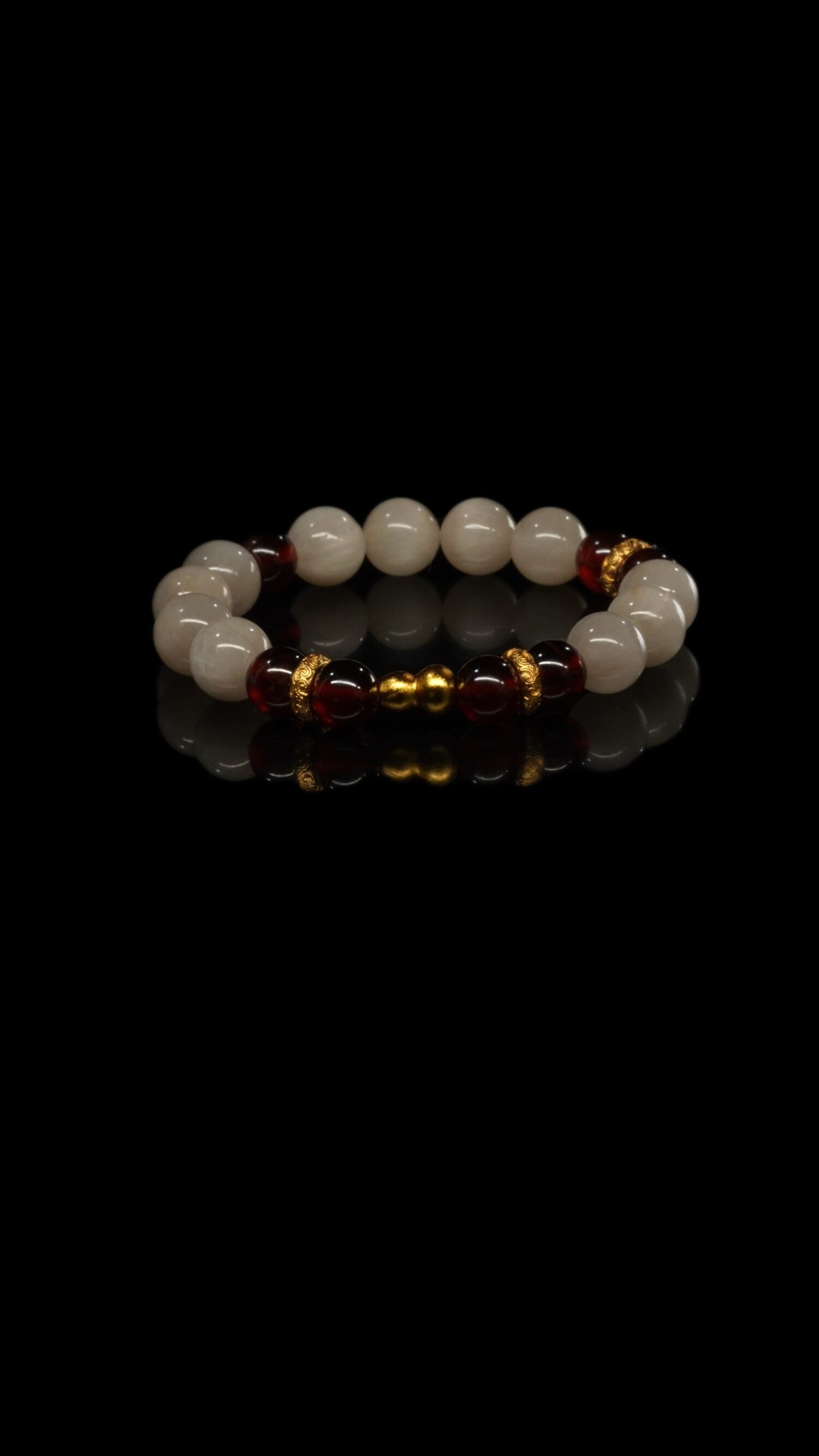 Rabbit Hair Quartz Mixed Garnet