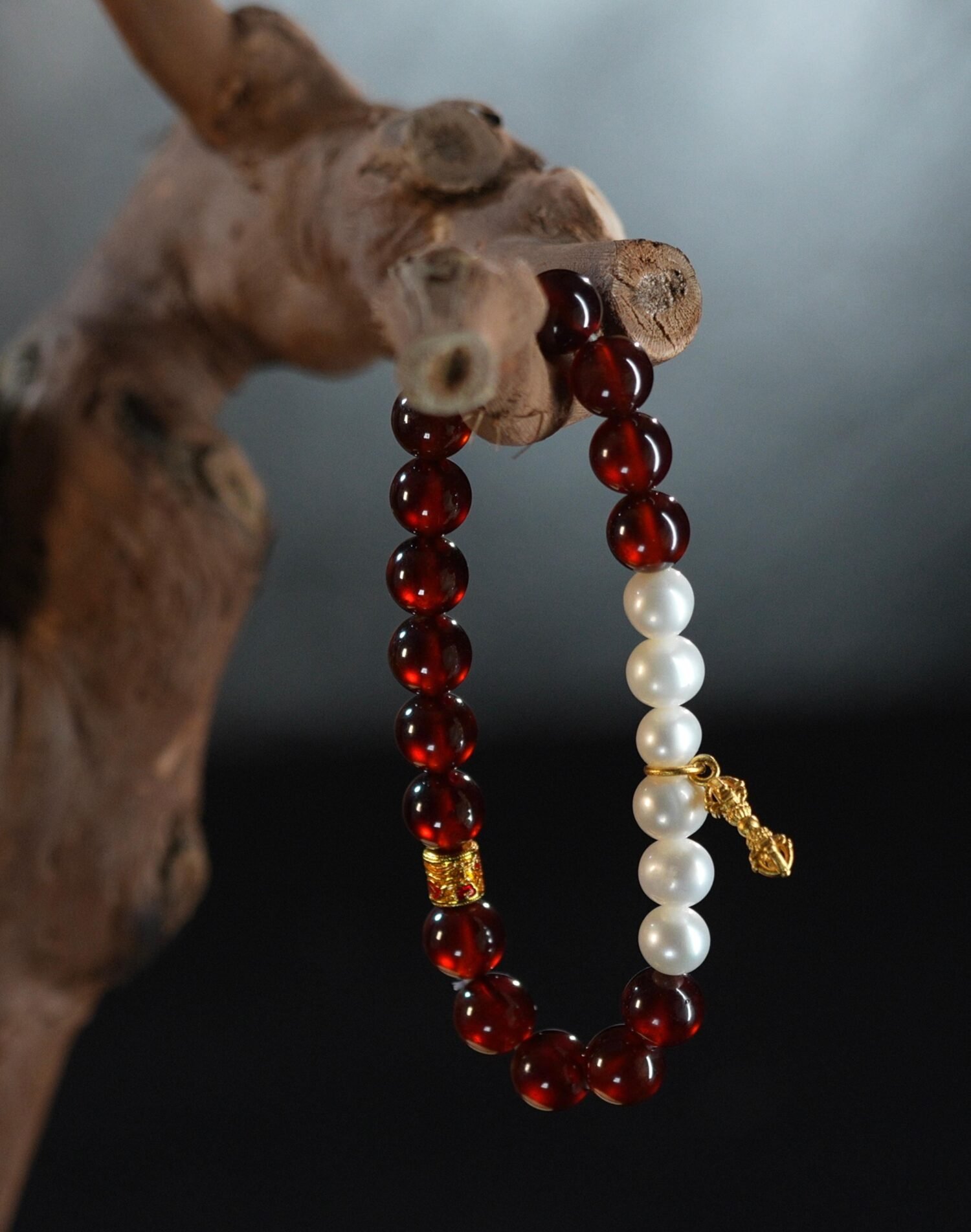 Garnet Mixed Pearl Bracelet